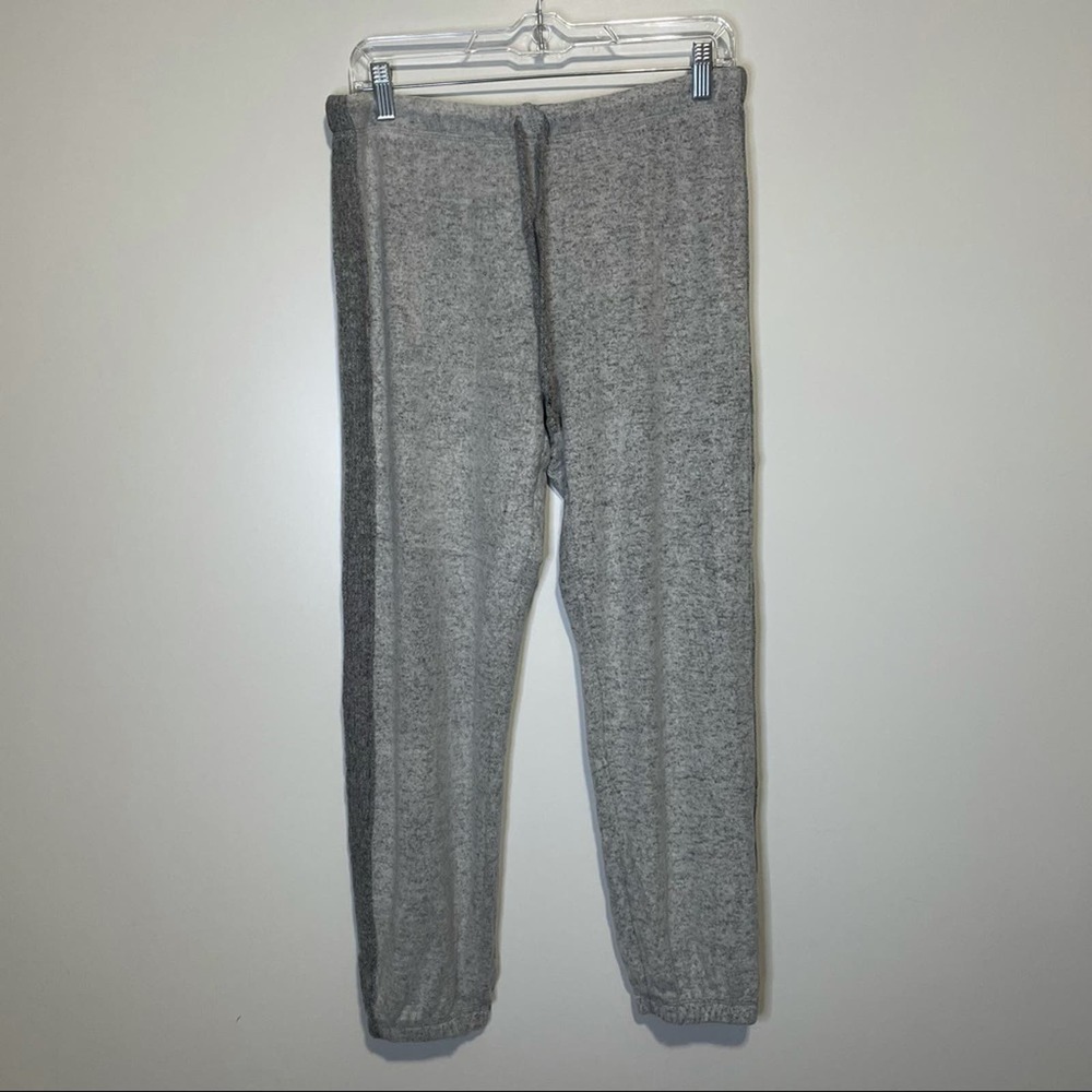 Mavonie Heathered Gray Joggers size Small